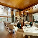 & Hotel 4*