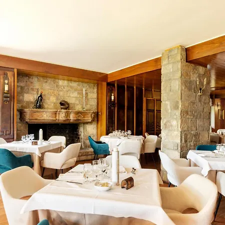 Hotel Corona بيسكاسيرولي