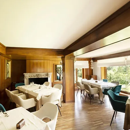 & 4* ペスカッセーロリ