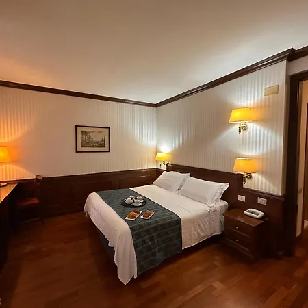 & ペスカッセーロリ